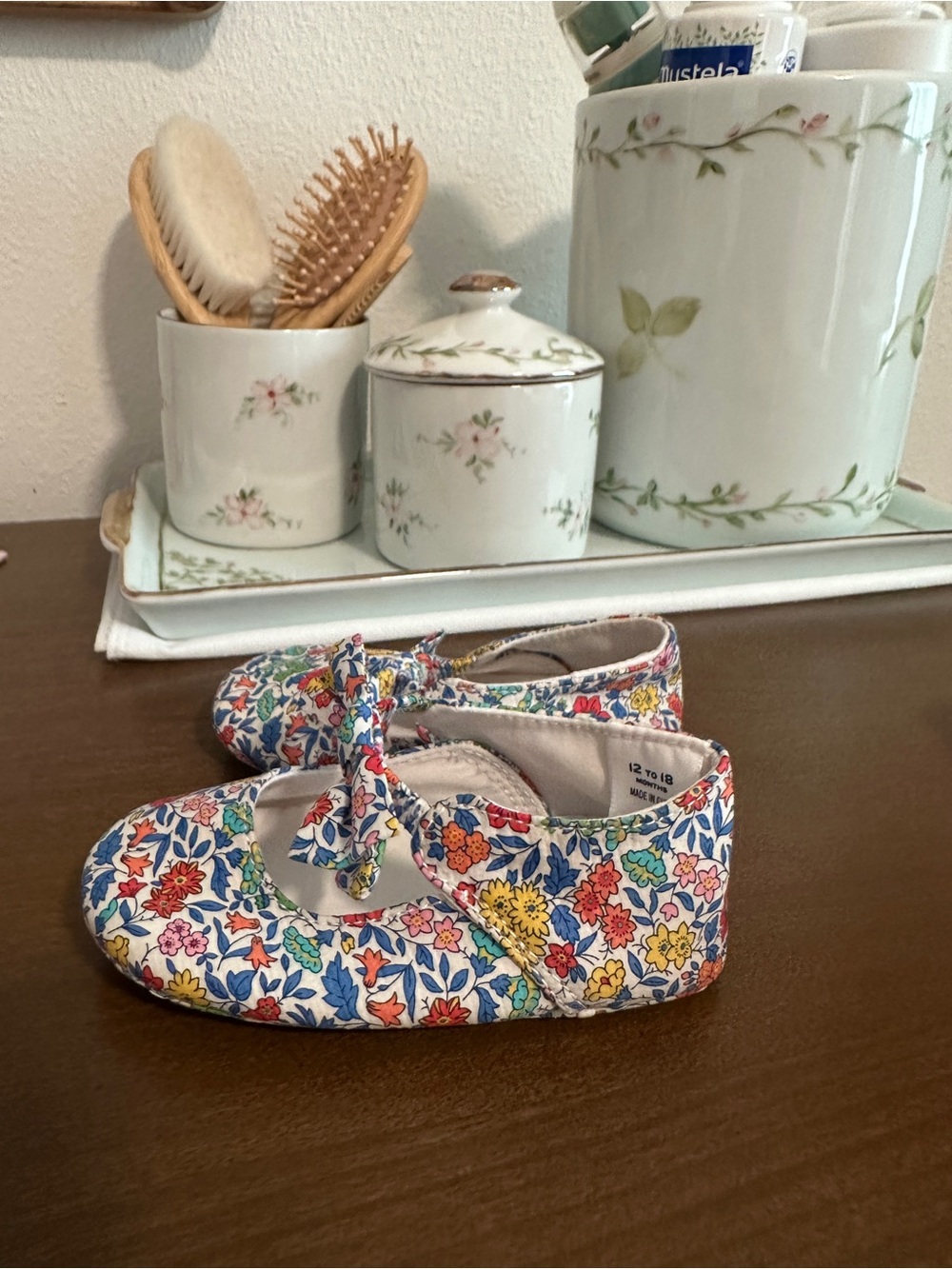 Janie and Jack Floral Tie-Strap Baby Mary Jane Shoes in Multicolor